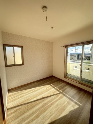 岩出市曽屋・中古戸建・114126の洋室