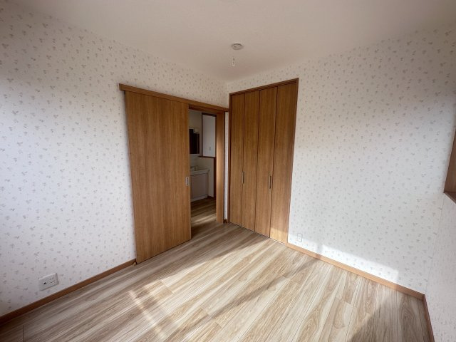 岩出市曽屋・中古戸建・114126の洋室