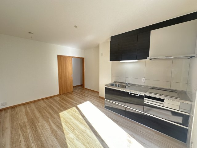 岩出市曽屋・中古戸建・114126のキッチン