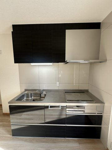 岩出市曽屋・中古戸建・114126のキッチン