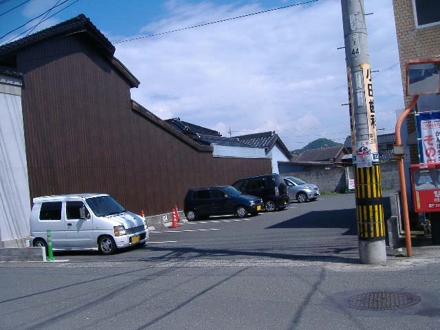 長冨（下市）駐車場の駐車場
