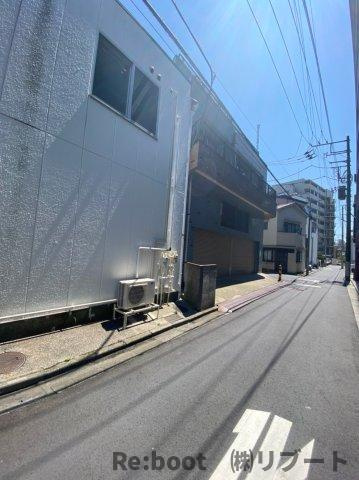 曳舟事務所1Fの駐車場