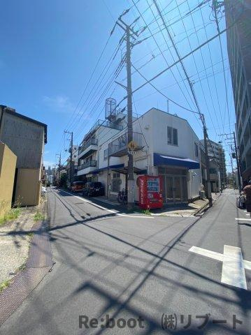 曳舟事務所1F