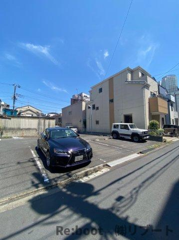 曳舟事務所1Fの駐車場