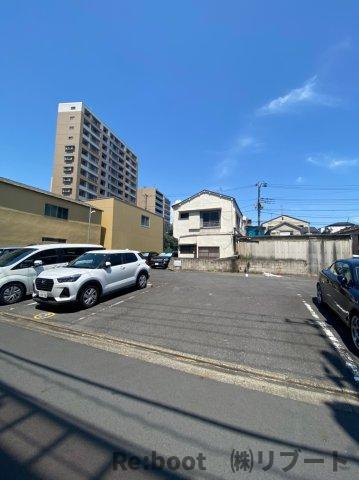 曳舟事務所1Fの駐車場