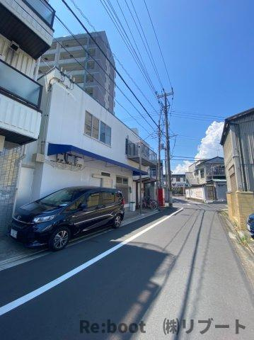 曳舟事務所1Fの駐車場