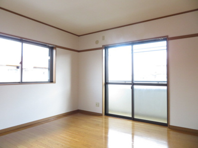 【洋室】 | ハイツ・ヨシダⅢ | 2階南洋室