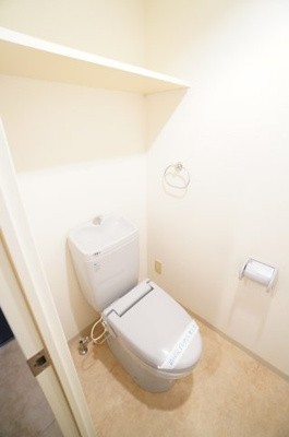 【トイレ】 | アスモグランデ | ※同物件・反転タイプの写真です。