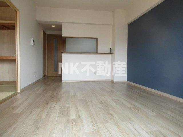 【居間・リビング】 | グラン・ドミール（荒本賃貸） | 使いやすいリビングです