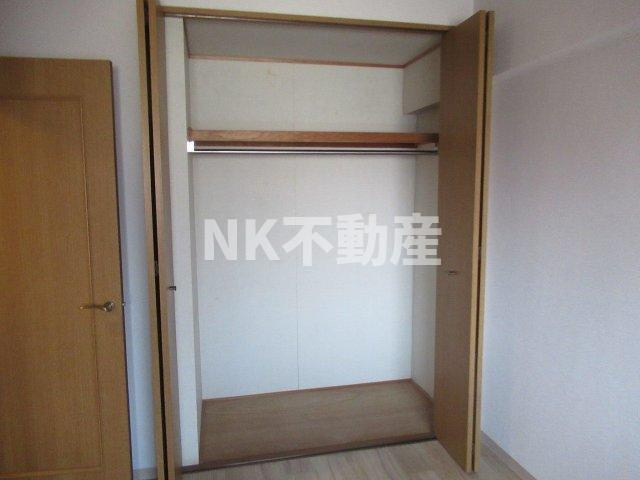 【収納】 | グラン・ドミール（荒本賃貸） | こまごまとしたものを収納できそうですね