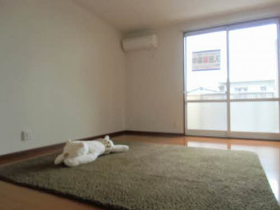 【居間・リビング】 | シャーメゾン岩鼻Ⅱ