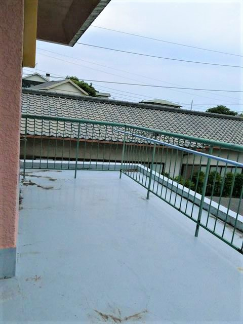 川奈　RC中古建てのバルコニー|広いバルコニー