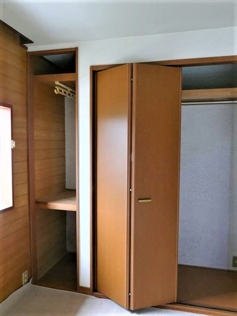 川奈　RC中古建ての収納
