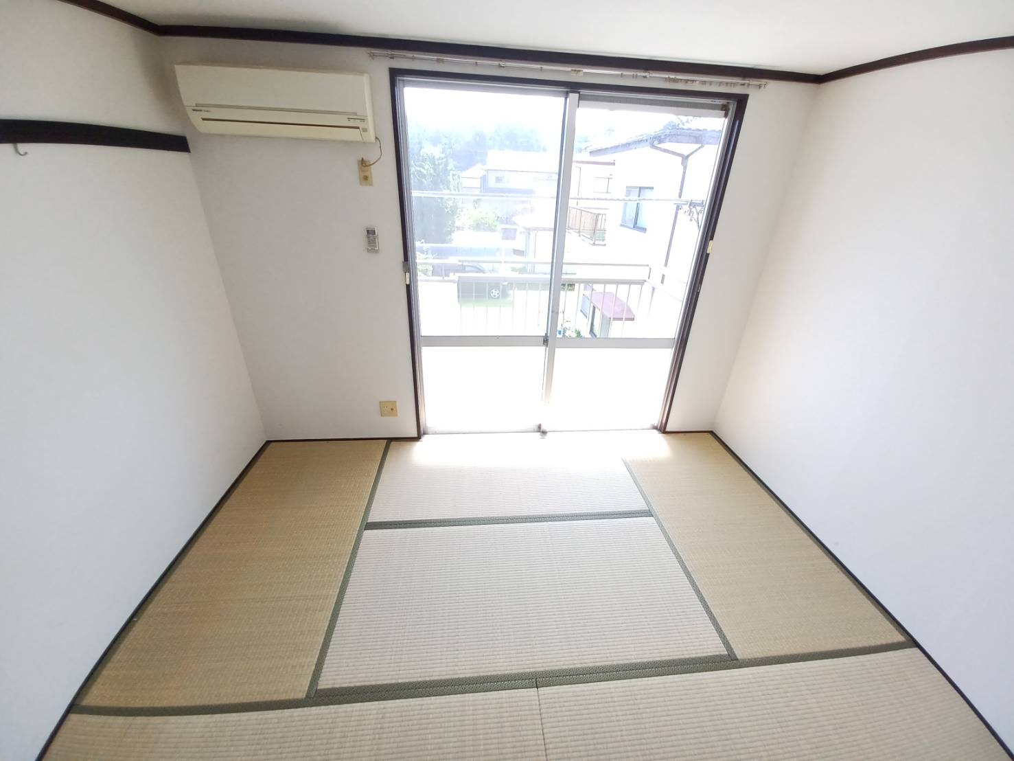 サンハイツ金子平の和室