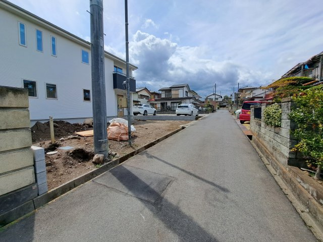 新築　KIS北群馬郡吉岡町２１期　１号棟の前面道路含む現地写真|現地写真　北側接道幅員約4.0ｍ