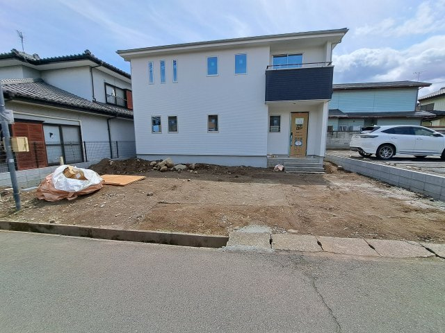 新築　KIS北群馬郡吉岡町２１期　１号棟の駐車場|現地写真　並列駐車２台、もちろんコンクリート舗装です。