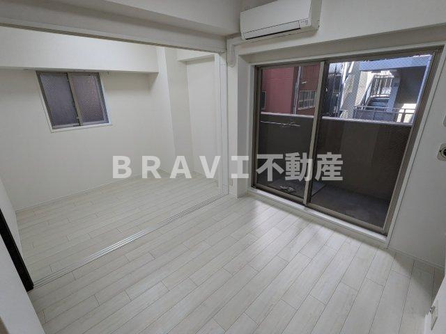 レオンコンフォート本町東Ⅲ　BRAVI不動産の居間・リビング