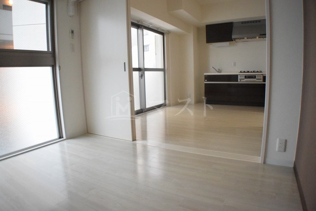 ポローニア立花通りの内装