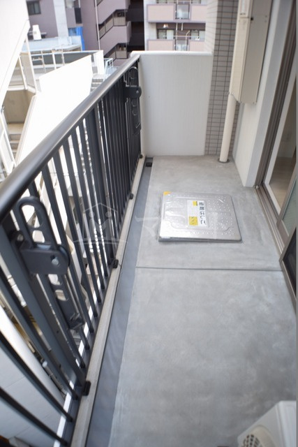 ポローニア立花通りのバルコニー