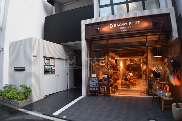 ポローニア立花通りのエントランス