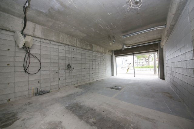 森ビルⅡの駐車場