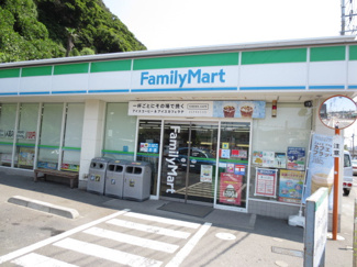 ファミリーマート 逗子山の根店　1200ｍ