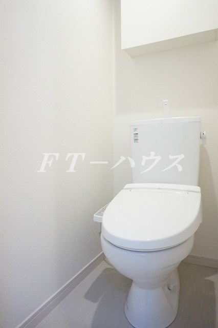 千葉市花見川区幕張町６丁目の賃貸マンションのトイレ