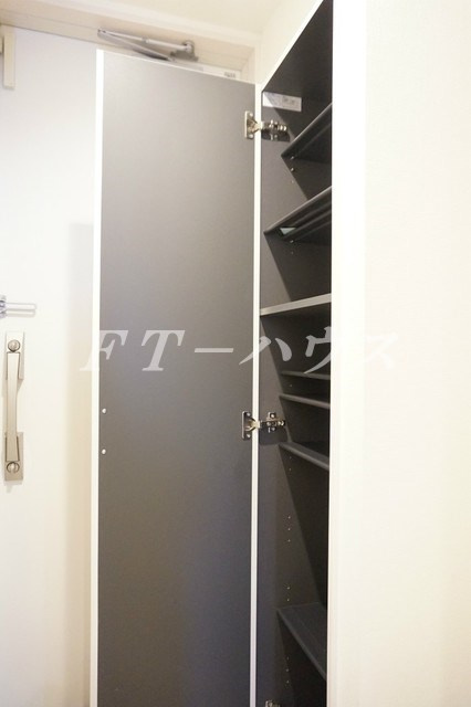 千葉市花見川区幕張町６丁目の賃貸マンションの収納