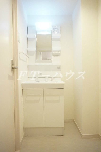 千葉市花見川区幕張町６丁目の賃貸マンションの洗面所