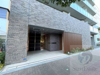 【エントランス】 | エスリード長居公園グランアリーナ