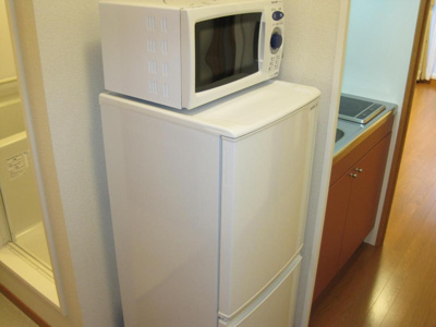 【設備】 | レオパレスリンネル | 冷蔵庫・電子レンジ