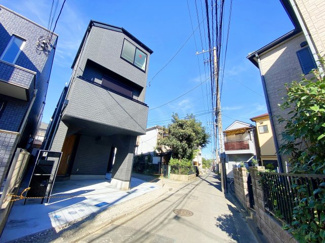 【前面道路含む現地写真】 | 前面道路含む現地写真です