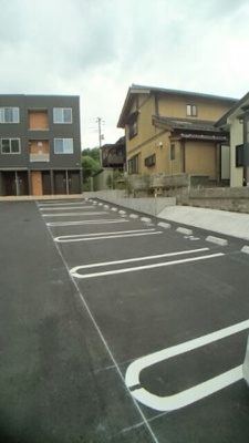 【駐車場】 | アルヴィータⅠ | カースペースがあります