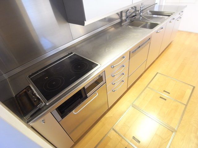 大原町戸建のキッチン