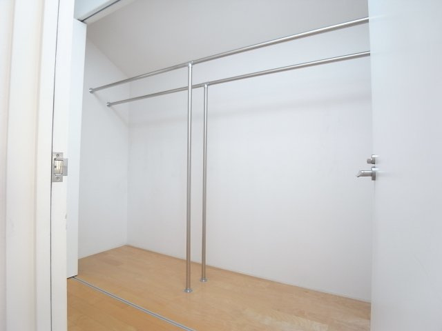 大原町戸建の収納