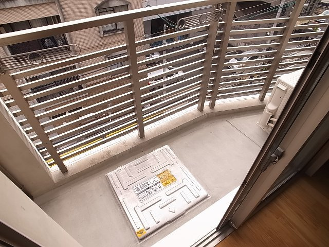 【バルコニー】 | アストア薬院 | 落ち着いた時間を過ごせるバルコニーです