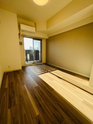 仲介手数料0円プレサンス久屋大通公園セラフィの居間・リビング