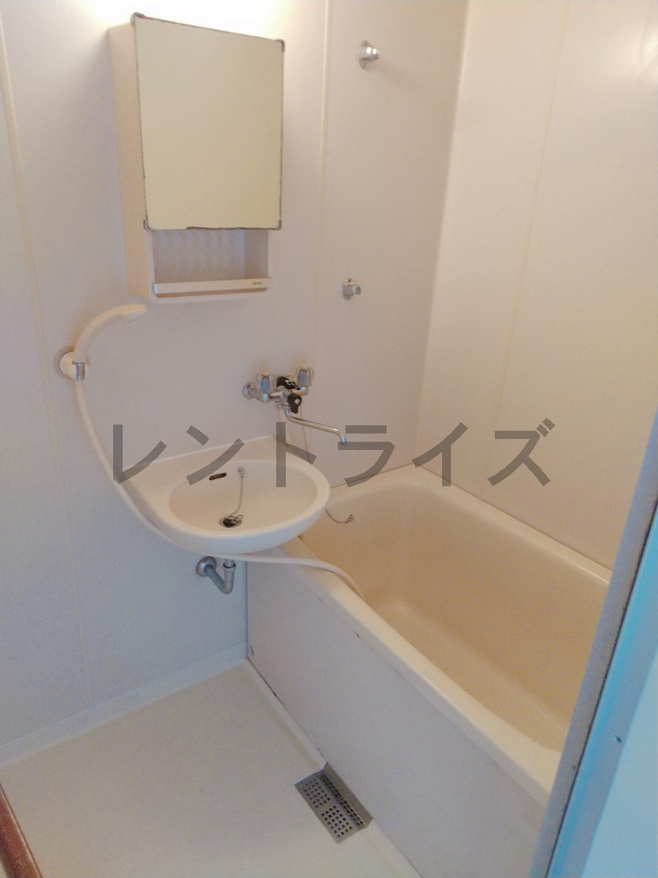 ハイツ寺沢の浴室