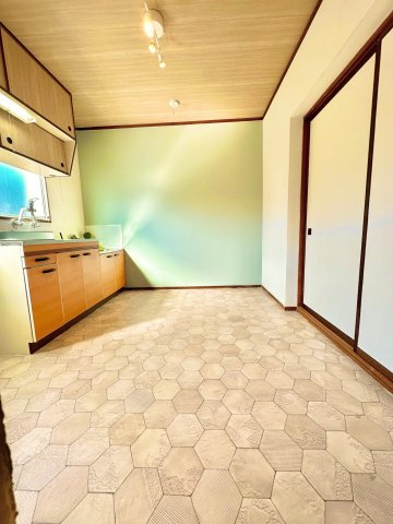 シックス　マイル　ブリッジの居間・リビング