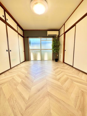 シックス　マイル　ブリッジの洋室