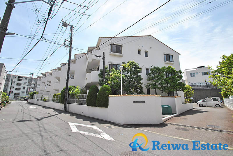 茅ヶ崎サニーハイツ　A棟の外観