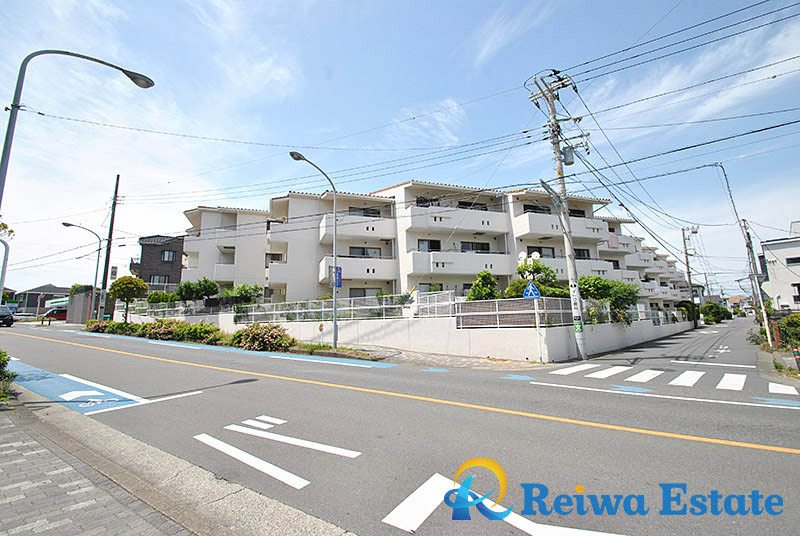 茅ヶ崎サニーハイツ　A棟の外観