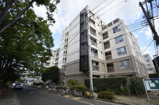 【外観】 | 総戸数81戸、1976年8月築、自主管理です♪