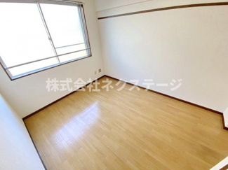 【寝室】 | ロイヤルハイツⅡ