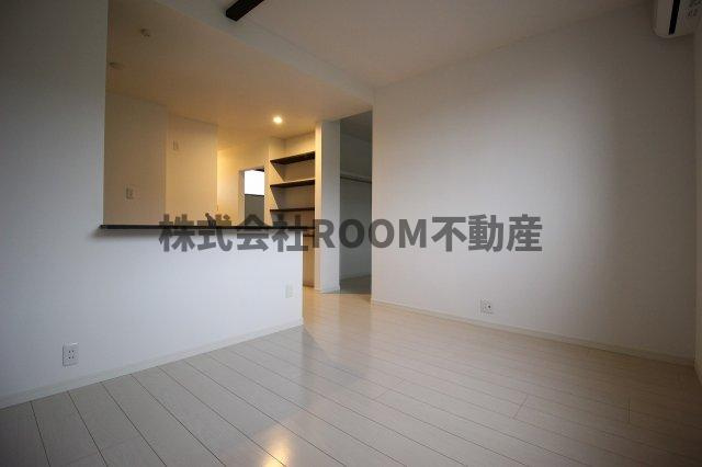 CATBOX　TADEIKE　B棟の居間・リビング