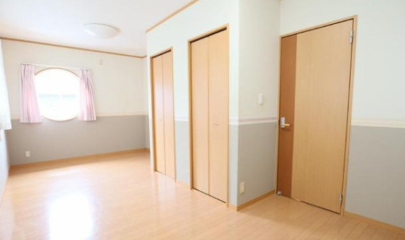大字恒久　中古戸建ての洋室