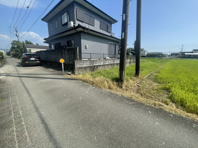郡築一番町事業用地の前面道路含む現地写真
