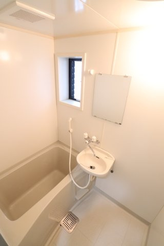 フルーツハウスⅤの浴室