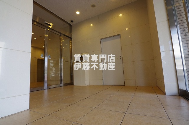 カーサビアンカ黒川のエントランス