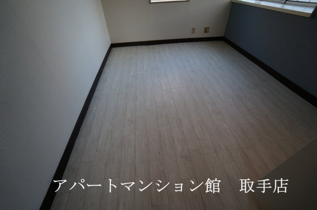 ラフォーレ中原の居間・リビング
